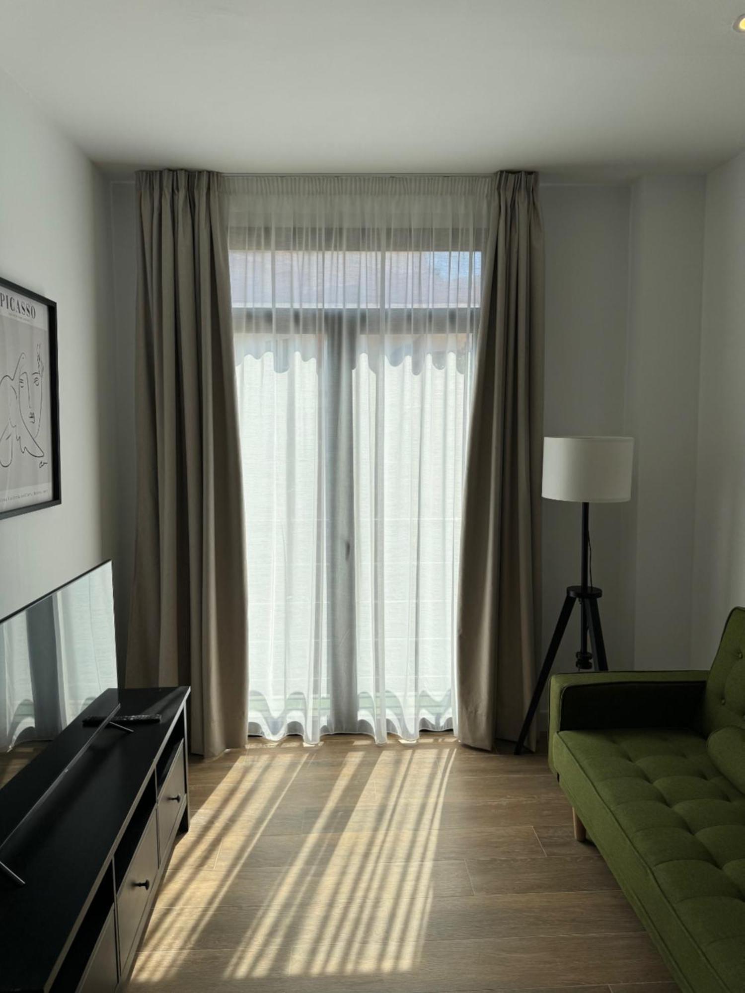 Plaza Victoria Apartments Malaga Bagian luar foto