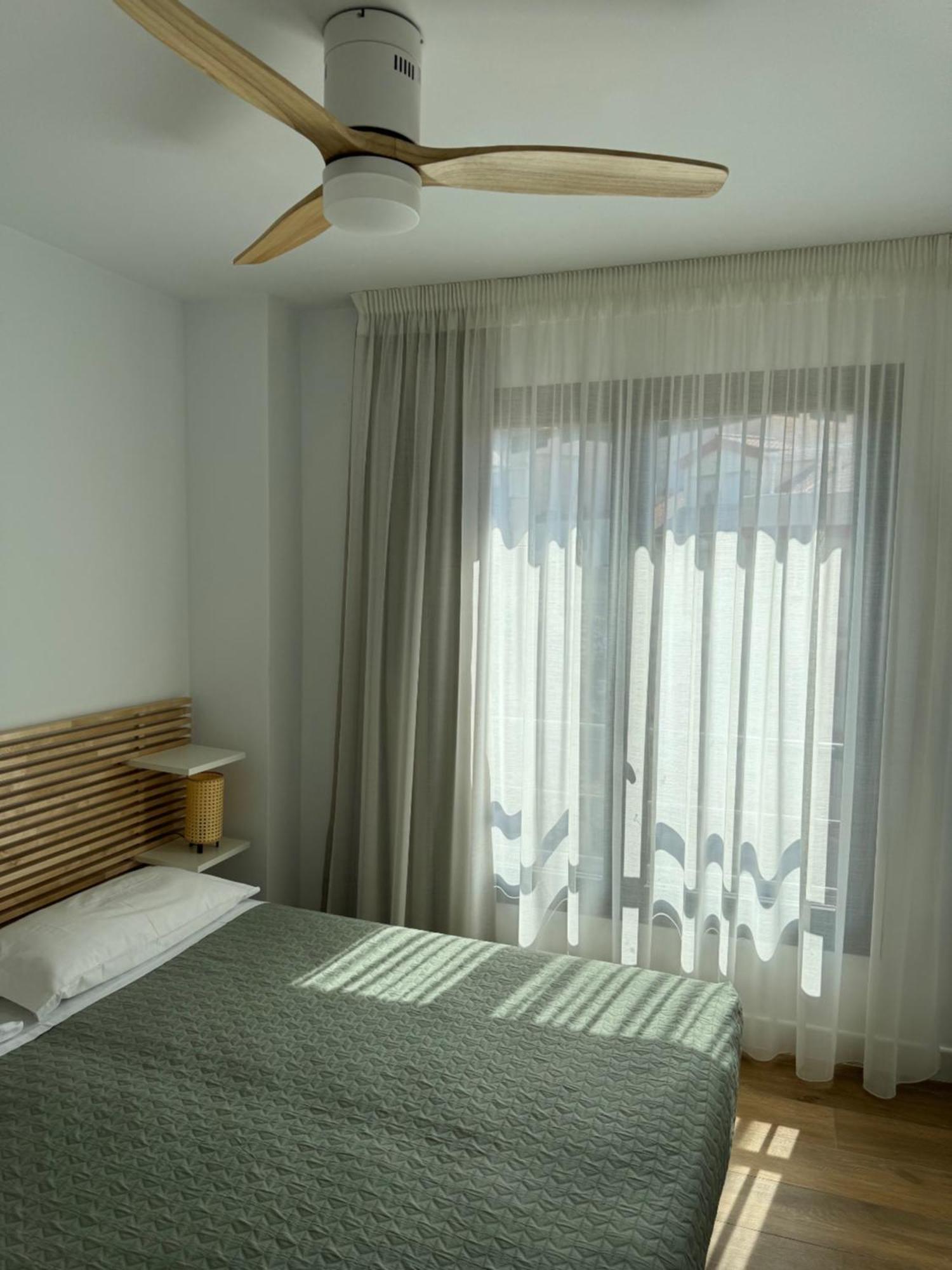 Plaza Victoria Apartments Malaga Bagian luar foto